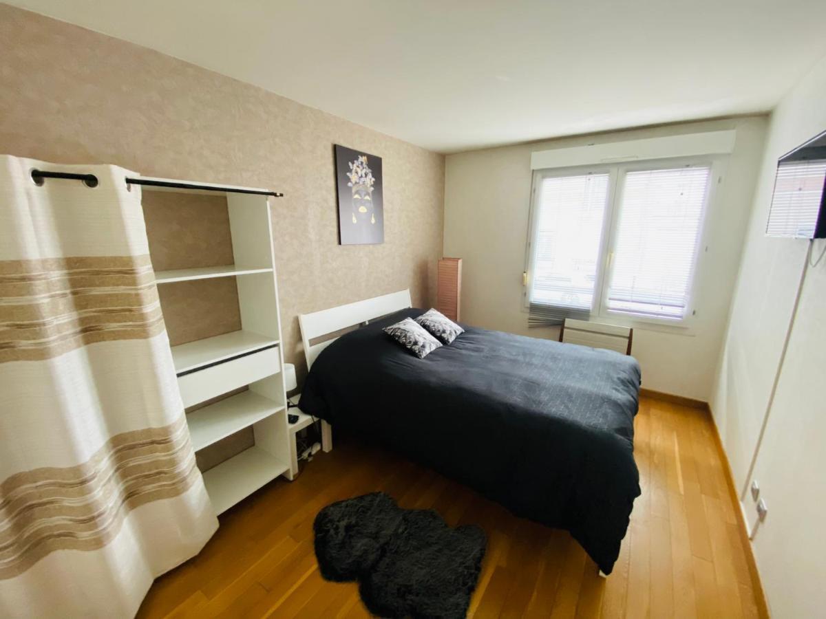 Parking & 100M2 En Plein Centre Ville Apartment Reims Bagian luar foto